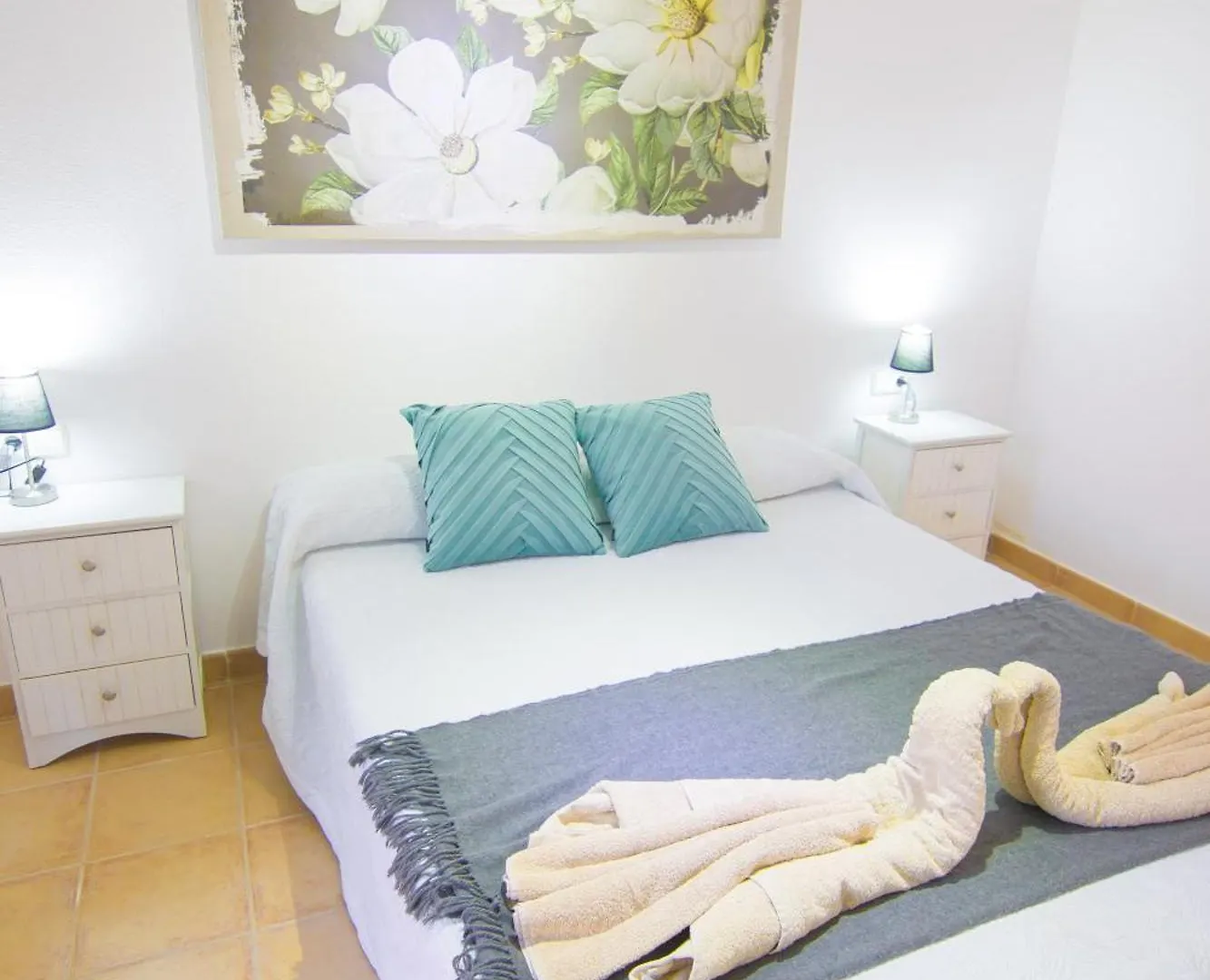 Anju Villas, Villa Tamara 코라레호 0*,