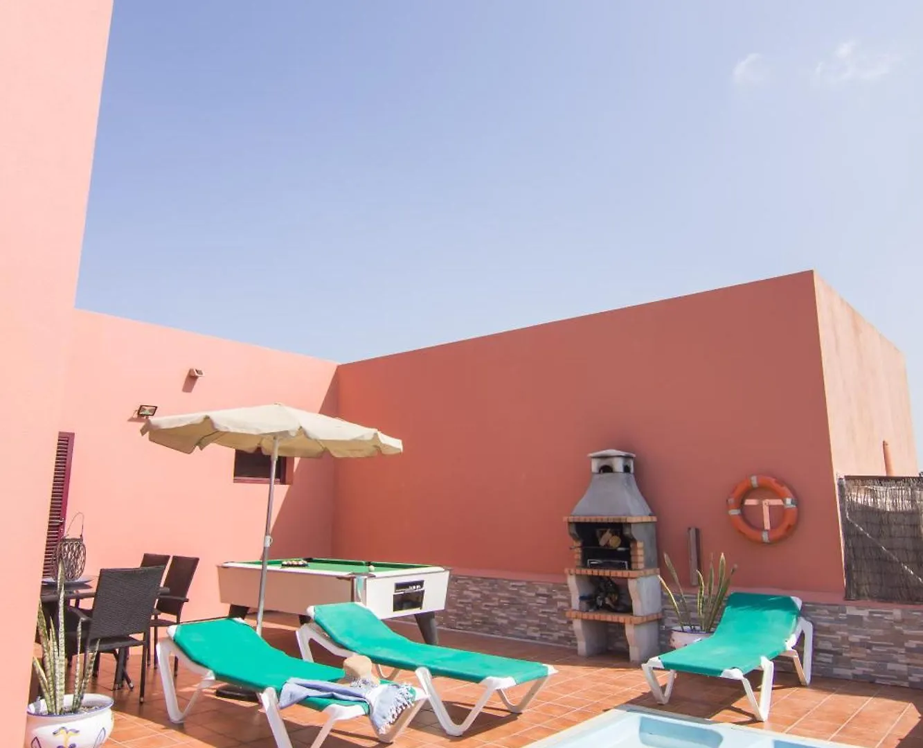 Anju Villas, Villa Tamara 코라레호 0*,  스페인