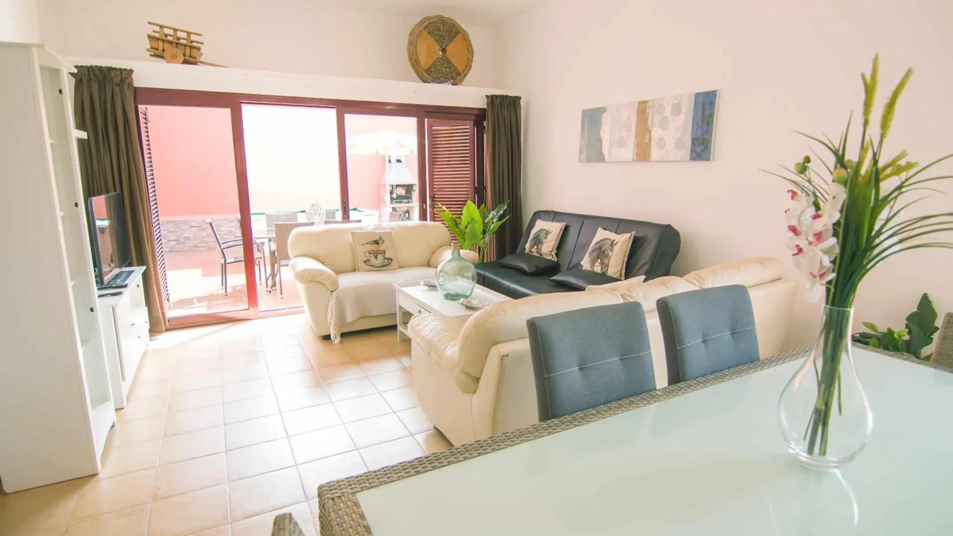 Anju Villas, Villa Tamara 코라레호 스페인