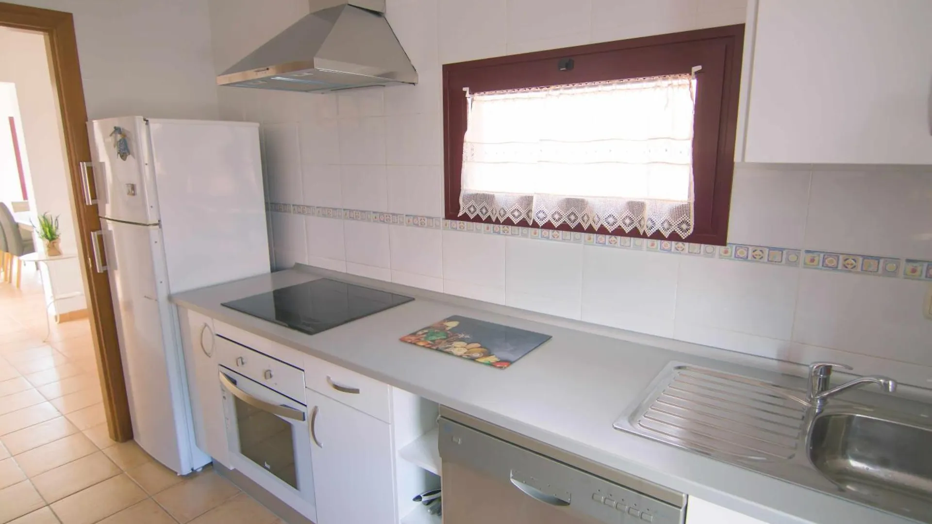 Anju Villas, Villa Tamara 코라레호